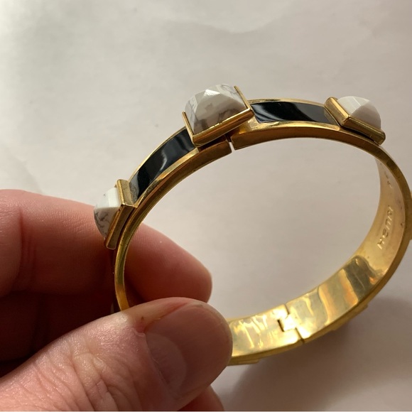 HENRI BENDEL 14k yellow gold plated CLICK CLACK cuff BRACELET w/stone STUDS - Picture 12 of 16